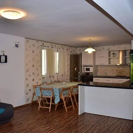 Kangen Center Dobrogea House *